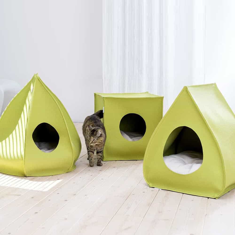 Felt cat houses - cat caves Berta. Mood and Pina by pet-interiors.